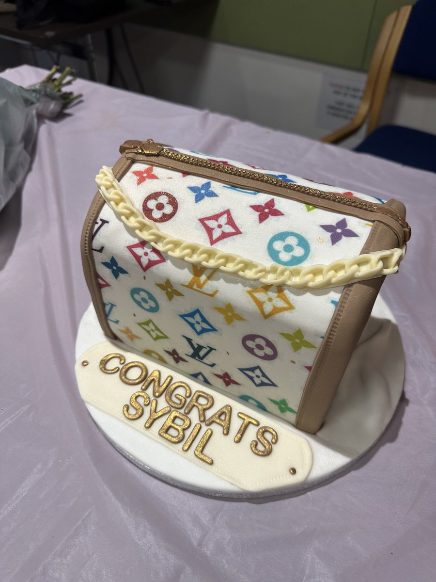 Sarah Hayes tweet media