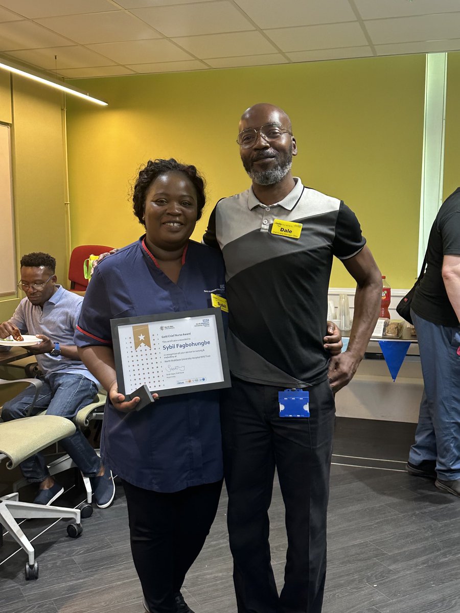 Sarah Hayes tweet media