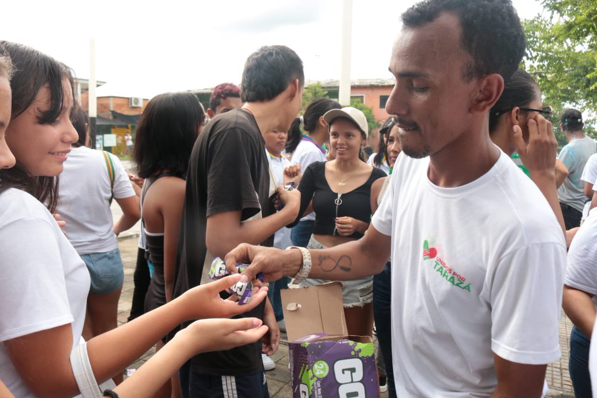 Nuestra #ColorRun 🎨🏃🏻‍♀️🏃🏿‍♂️ sigue en Bajo Cauca...

⏱️ Hoy estamos en Tarazá con jóvenes que quieren conocer su cuerpo y aprender sobre salud y derechos sexuales y reproductivos 🫡.

¡Un siglo trabajando con amor por la vida! 💚

<a href="/GobAntioquia/">Gobernación de Antioquia</a> <a href="/SaludAntioquia/">Secretaría de Salud e Inclusión Social</a>