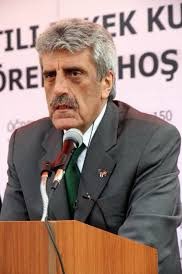 Size hayatımda tanıdığım en farklı, ülkesine en bağlı adamlardan biri olan Fıratpen kurucusu Erzincanlı ünlü sanayici Nevzat Demir’in şirketine ortak olmaya gelen dünya devi boru şirketine verdiği efsane cevabı anlatayım. Buyrun: