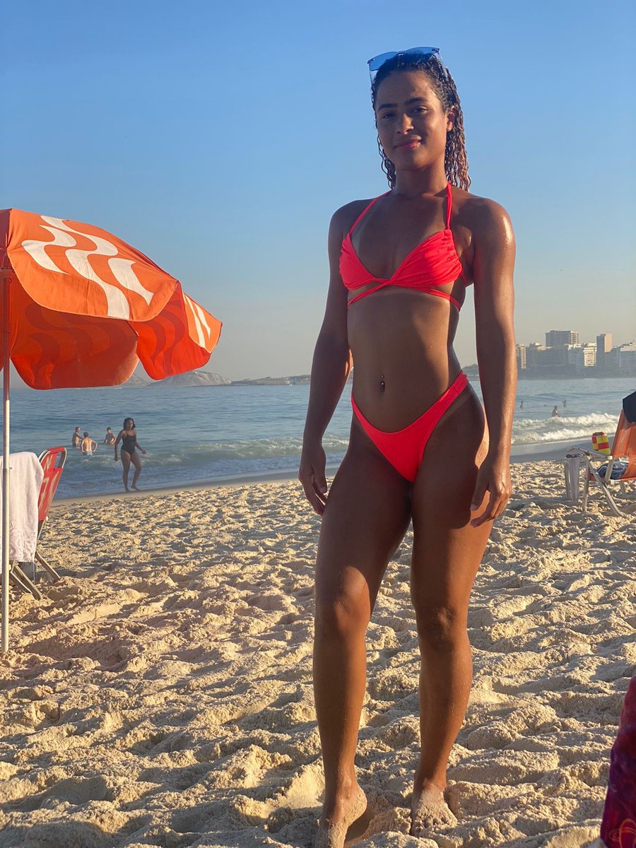 Luaaninhaa00's tweet photo. Praiou  🥵 https://t.co/A5X42Ruf4B