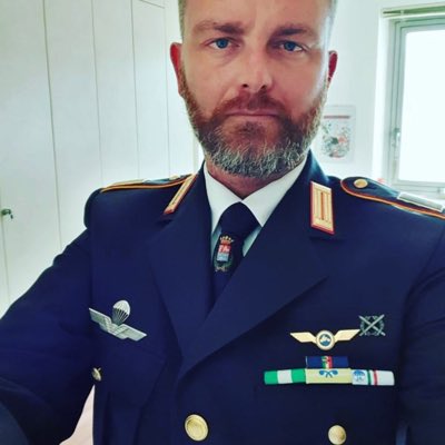 gunnellarenzo's tweet photo. #NuovaFotoProfilo https://t.co/Rtwx8KrgyV