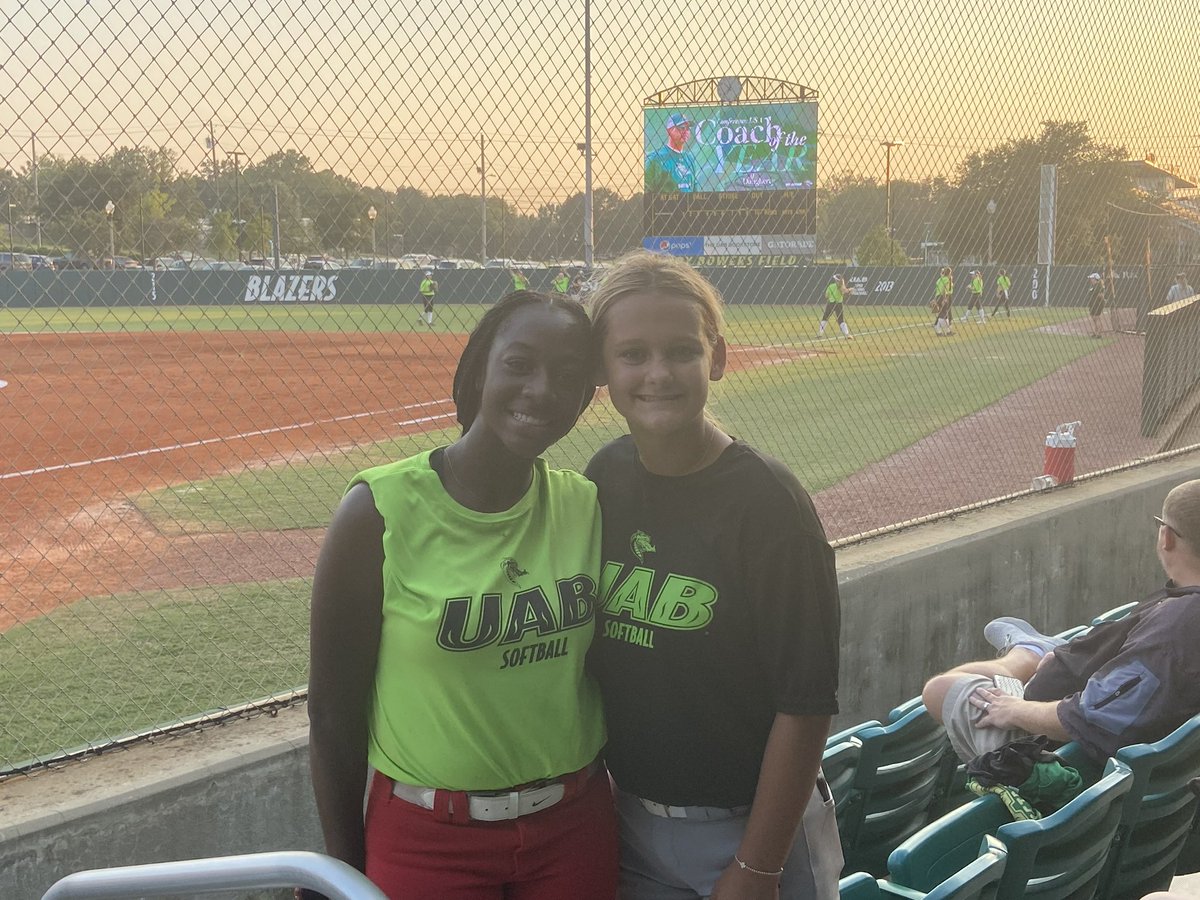 Thank you <a href="/UAB_SB/">UAB Softball</a> and <a href="/AJDaugherty1/">A.J. Daugherty</a> for hosting some of our players <a href="/Charliechiass26/">Charlie Chiasson</a> <a href="/AhKeelaHoneycu1/">AhKeela Honeycutt</a> they are having a blast and learning so much! Can’t wait for next Tuesday! Go Blazers 🐉