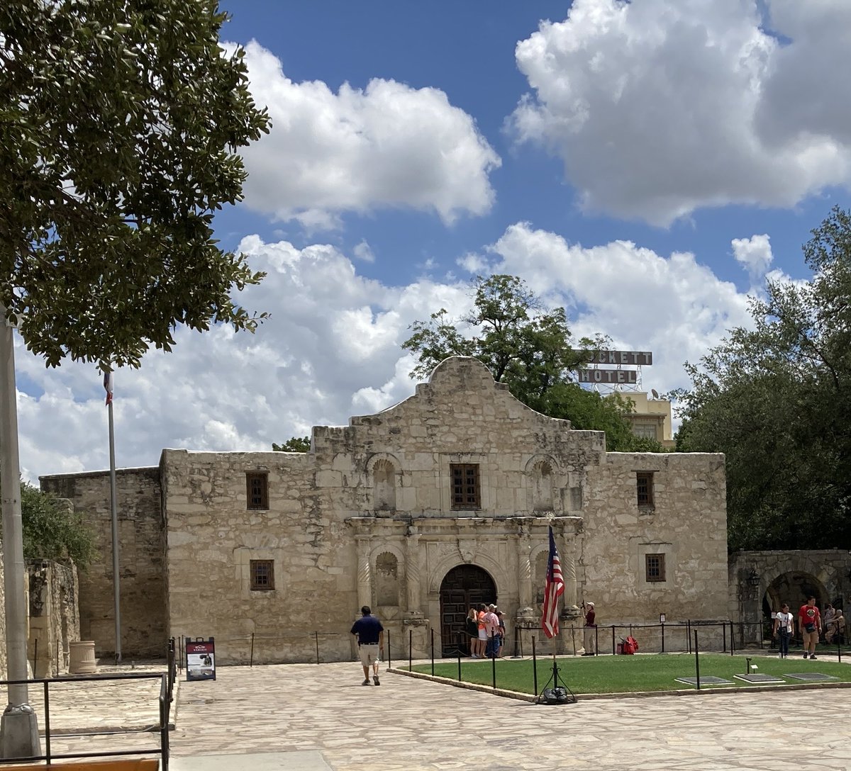 ATSU_DMSc's tweet photo. Remember the Alamo and remember to stop by the #ATSUDMSC booth at #SAPA2023 in San Antonio. https://t.co/bFn61M1IZY