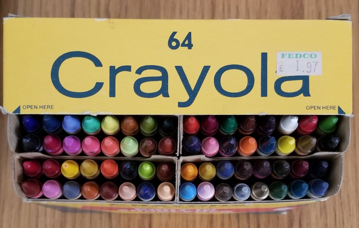 Otalia69's tweet photo. #BackToSchool 📚 #Crayola #crayons, do they still use these? I have a #vintage #BoxOf64 from #FEDCO, w/ a built-in sharpener...🖍
#SFV #WaybackWednesday #VanNuys #DadSavedEverything https://t.co/ahFQDph2Pg