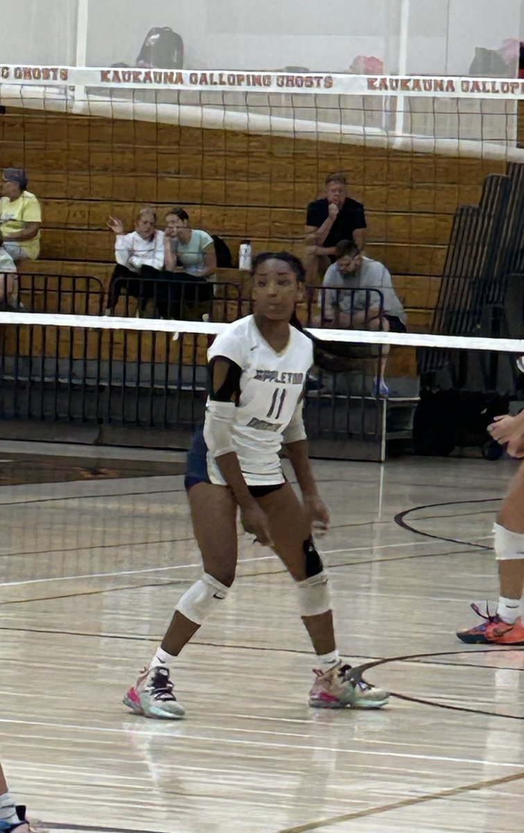 Shout out to Brynn Fox, Norah Paider, Ariel Xiong, &amp; Dyonna Kelly for their great play at the JV Fall Classic in Kaukauna today.  It was great to see you all again! 🏐 #betheflame #wiblaze #volleyball