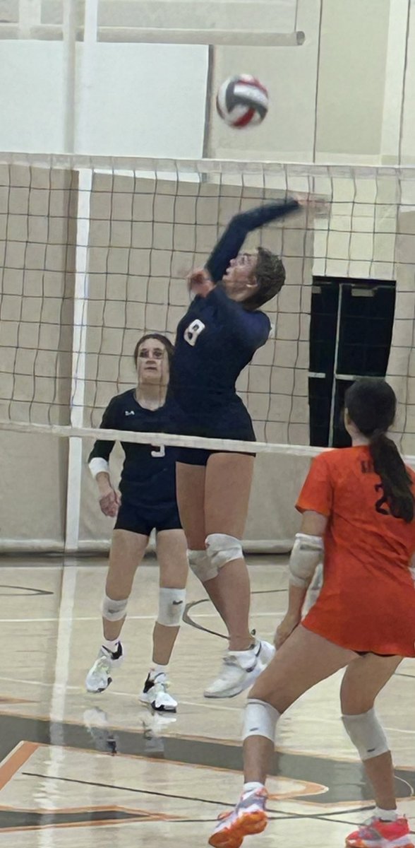 BlazeVBDirector's tweet photo. Shout out to Hannah Moua, Ashlie Sippola, Ava Godfroy, &amp; Becca Krause for their great play at the JV Fall Classic in Kaukauna today.  It was great to see you all again! 🏐 #betheflame #wiblaze #volleyball https://t.co/4FYwHhW0tc