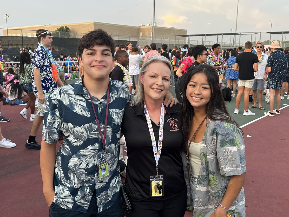 My baby’s senior sunrise! ❤️ <a href="/HumbleISD_SCHS/">Summer Creek High</a>