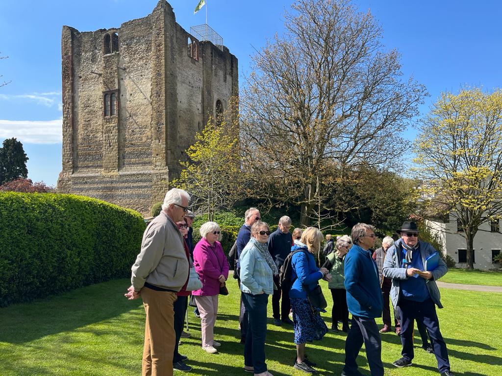 Guildford Town Guides tweet media