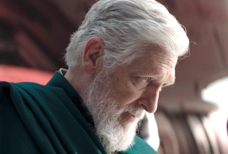 DeviantWanderer's tweet photo. I wasn't planning on watching Ahsoka right now but I also didn't know he was in it.

It's Hot CB Summer. 
So white and fluffy. https://t.co/TlSHherD6V