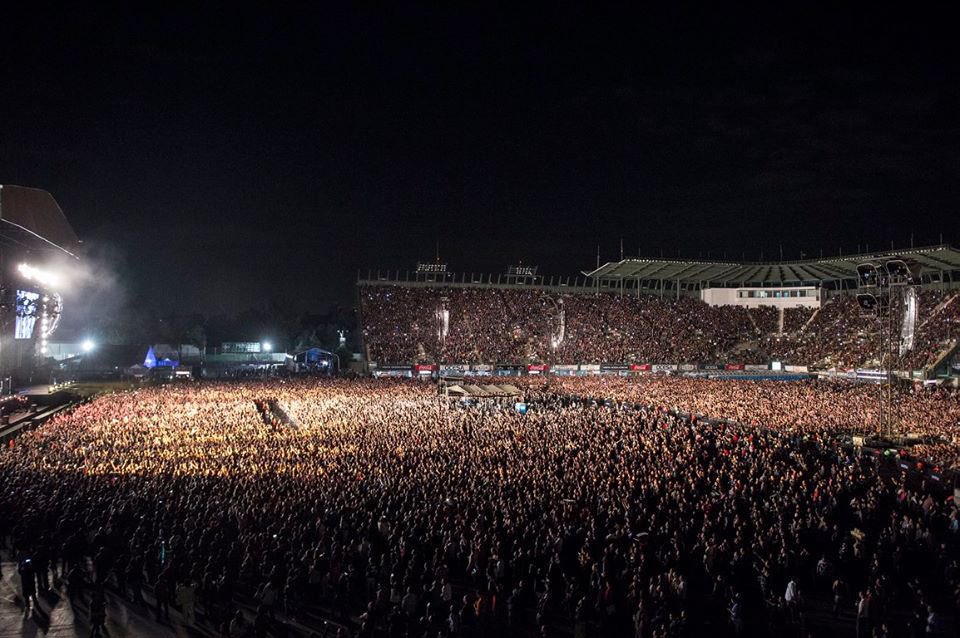 sabpantheress's tweet photo. sabrina is gonna perform here tomorrow :) https://t.co/fcGBlcrylq