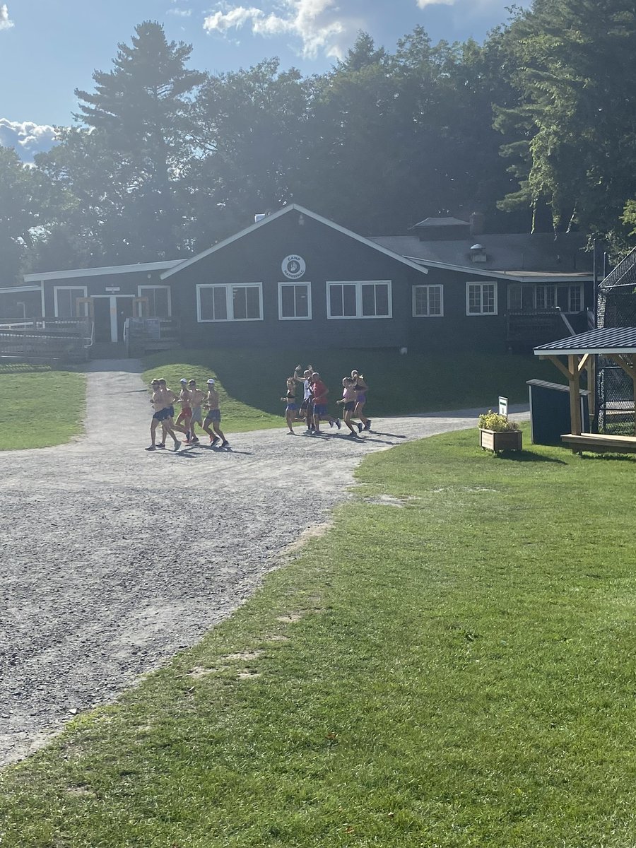 UMass Lowell XC/TF tweet media