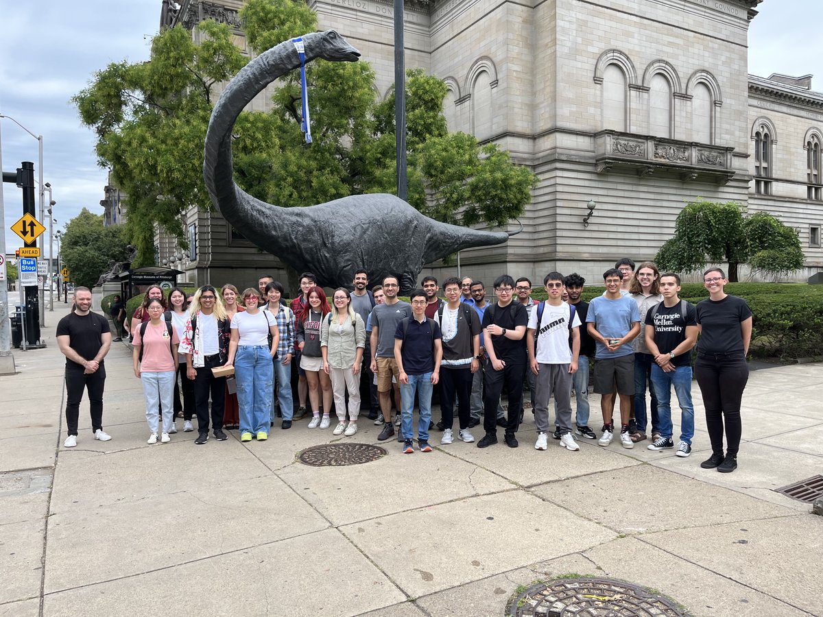 Welcome to our incoming grad students! Can you tell them apart from two new staff members and 5 new faculty members?