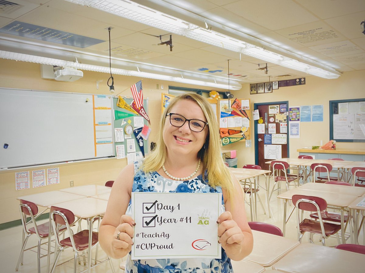 🍎Day 1
👩‍🏫 Year 11 
🦅 Always #CVProud 
💚#TeachAg