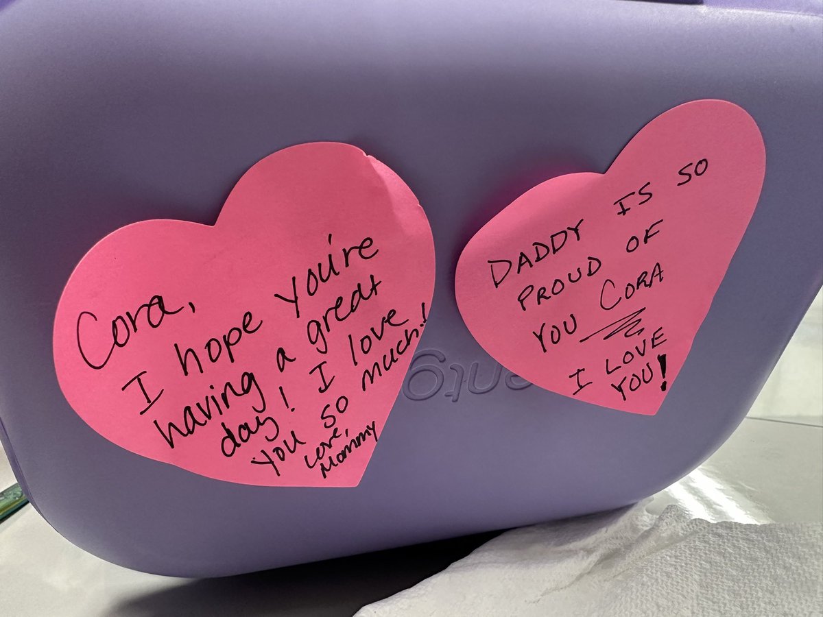 Prek lunch time today complete with sweet notes from parents who sent our littlest learners off for a great first day 😍