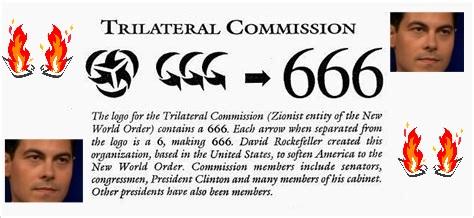 G11Sven's tweet photo. @RienNavelpluis Dat engnekje in z'n Baphomet-bad = overstap naar het satanisme ๐.
#WTFisThat
#DevilsHand #ThinkPose
#TLC666 member
#BaphometBath etc. https://t.co/UcO8G3VZgr