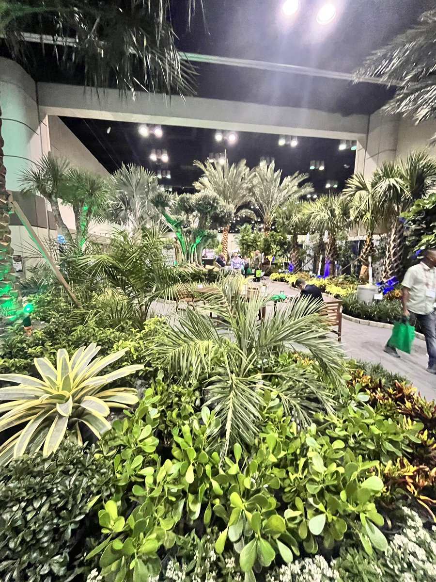 SenatorMcClain's tweet photo. Grow with the Pros! It was great to meet with members of the @FNGLA this afternoon at their annual Landscaping Show. 

FNGLA represents Florida's nursery and landscape industry which generated $31.4 billion total output sales in 2020 and directly employed 266,000+ people. https://t.co/ZPqhJv349r