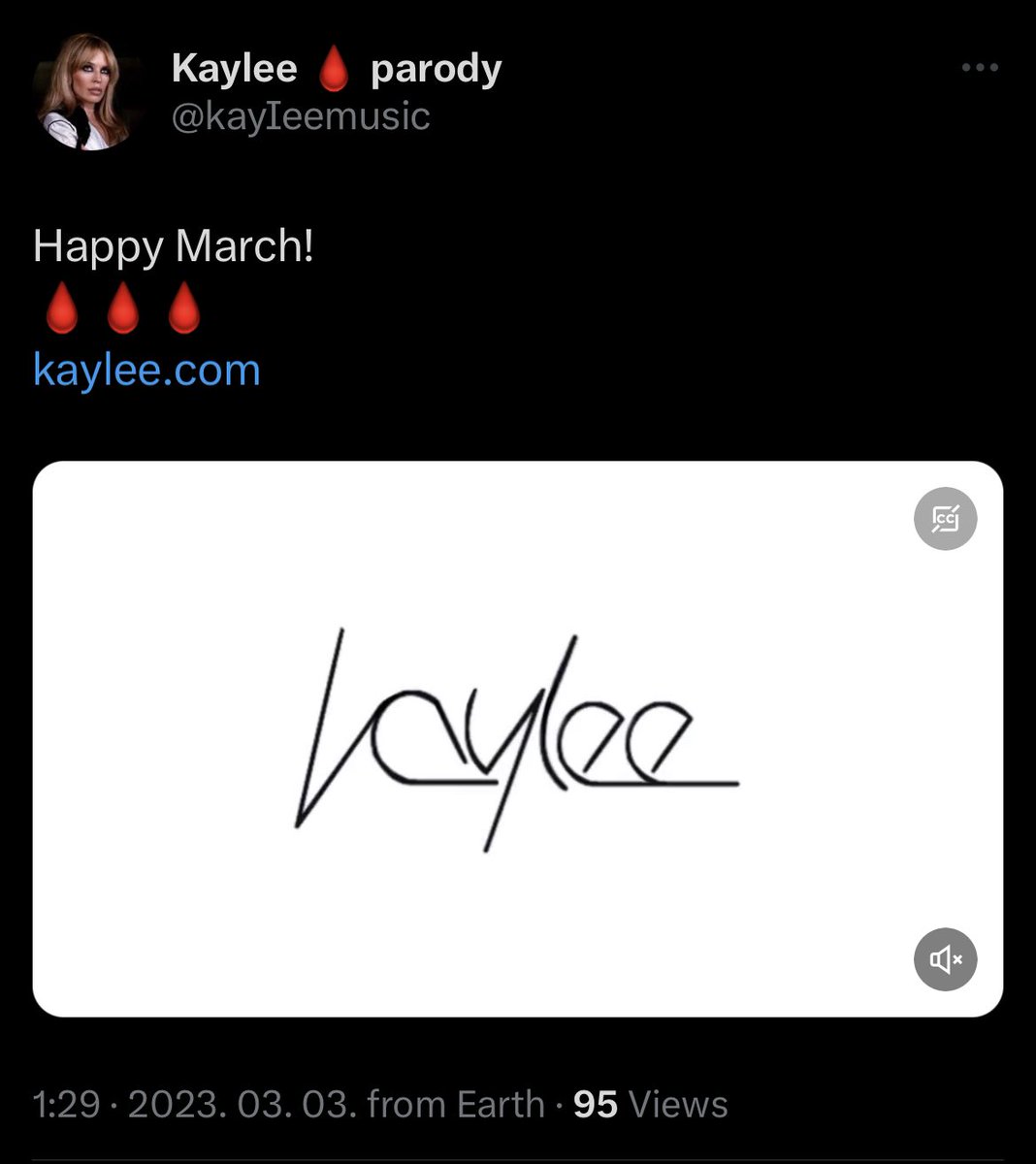 IggyOnChart's tweet photo. She was so mother for this. 😭 https://t.co/hFDEvPF2X8