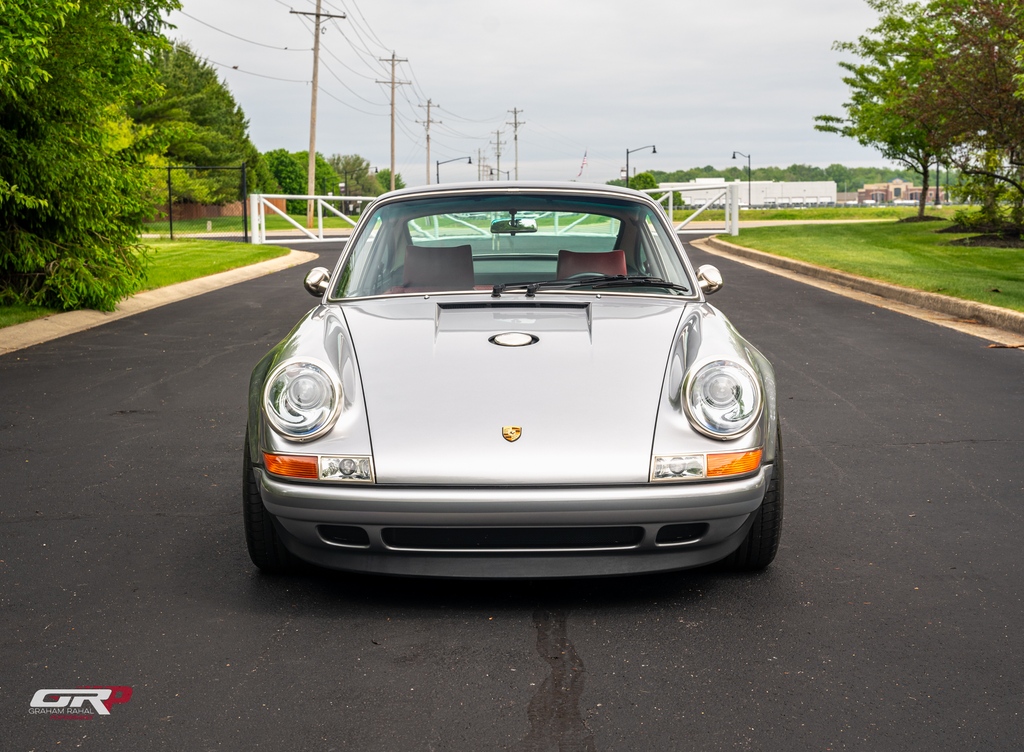GRPerf's tweet photo. Greenwich Commission
⁠
◽️Porsche GT Silver Exterior
◽️Oxblood Red Interior
◽️4.0L Engine
⁠⁠
1991 Porsche 911 Reimagined by Singer
💲1,299,995
⁠
https://t.co/j8zCAzo5Lw
⁠
#GRP #GrahamRahalPerformance ⁠
#Indy #Indianapolis #Porsche #TurboS⁠
#Singer #911Singer #PorscheSinger https://t.co/VAqvx5qFV1
