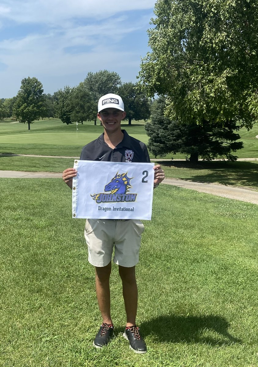 MaroonCrew's tweet photo. The Dowling Boys Golf team didn’t let the steamy conditions today get to them as they placed 3rd out of 11 teams at the Dragon Invitational hosted at Jester Park Golf Course!

Matt Dorsey was the overall Runner-Up shooting 71! 

Way to go, boys!🔥⛳️ https://t.co/UrcSKjtnxi