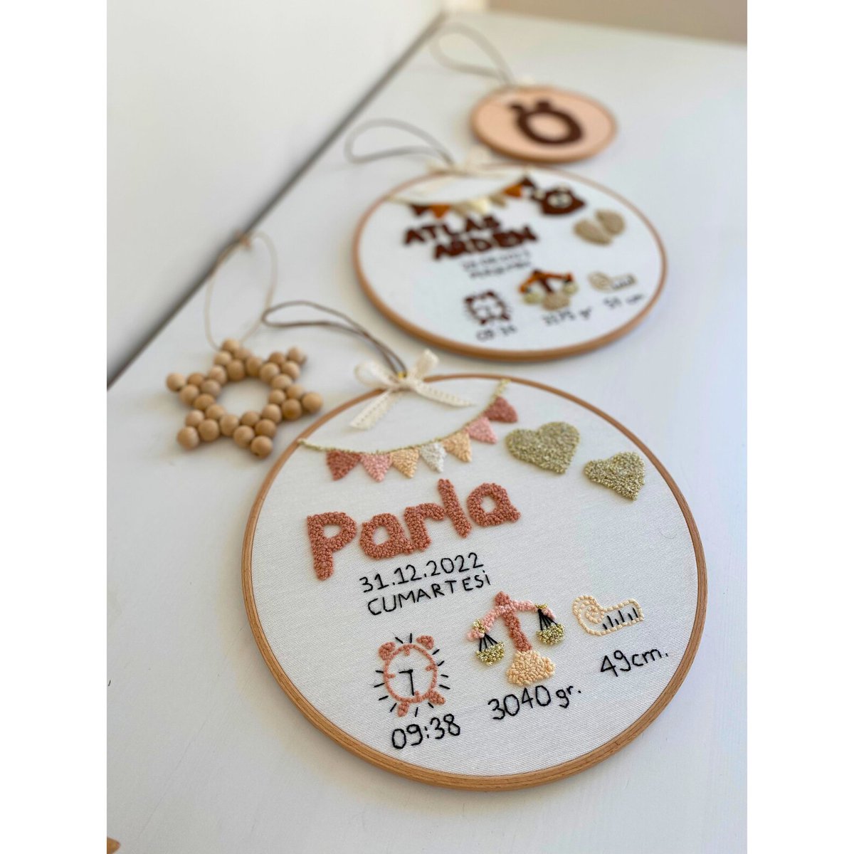 yepsnewborn's tweet image. Hand Knitted Newborn Information Sign, Nursery Decor

Etsy Link : t.ly/0l-Co

#AnnouncementSign #NameSign #BabyNameSign #BirthBoard #CustomBabySign #PunchNeedleSign #BabyRoomArt #NurseryDecor #BabyRoomDecor #HandKnittedSign #HandmadeBabyBoard #NewbornGift #BabyGift