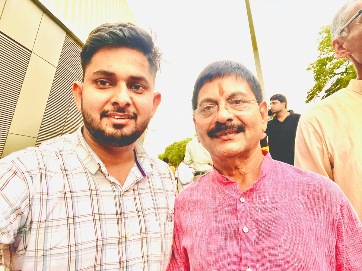 KapilSharma94's tweet photo. Meet with @PhanindranathS3 Jii &amp; congrats for appointment as organisationSecretary of Haryana BJP  @BJP4Haryana https://t.co/MgL3GG3qkf