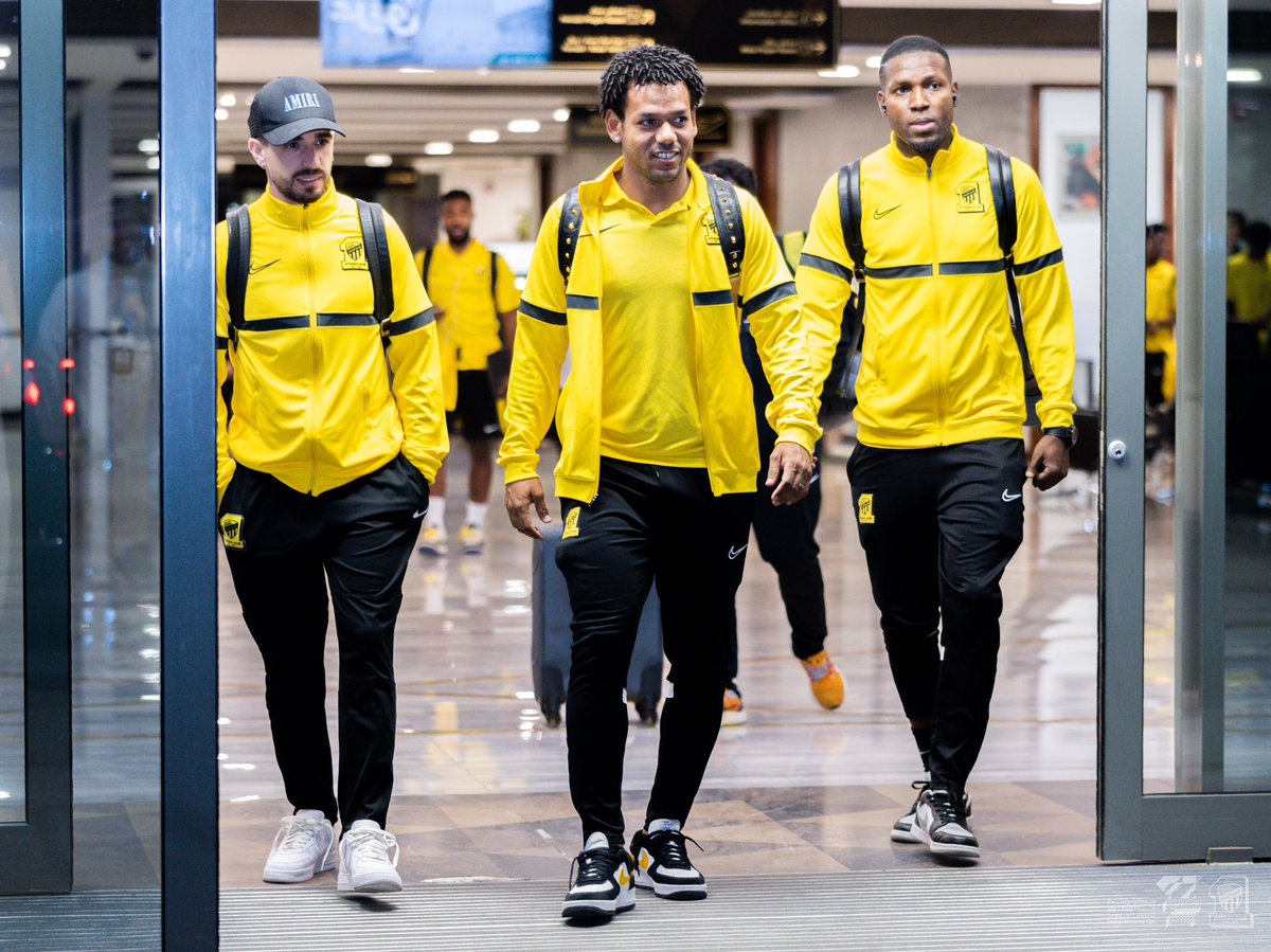 ittihad's tweet photo. 📸| وصلنا إلى الرياض 🛬 https://t.co/M3Eaf1KTAr