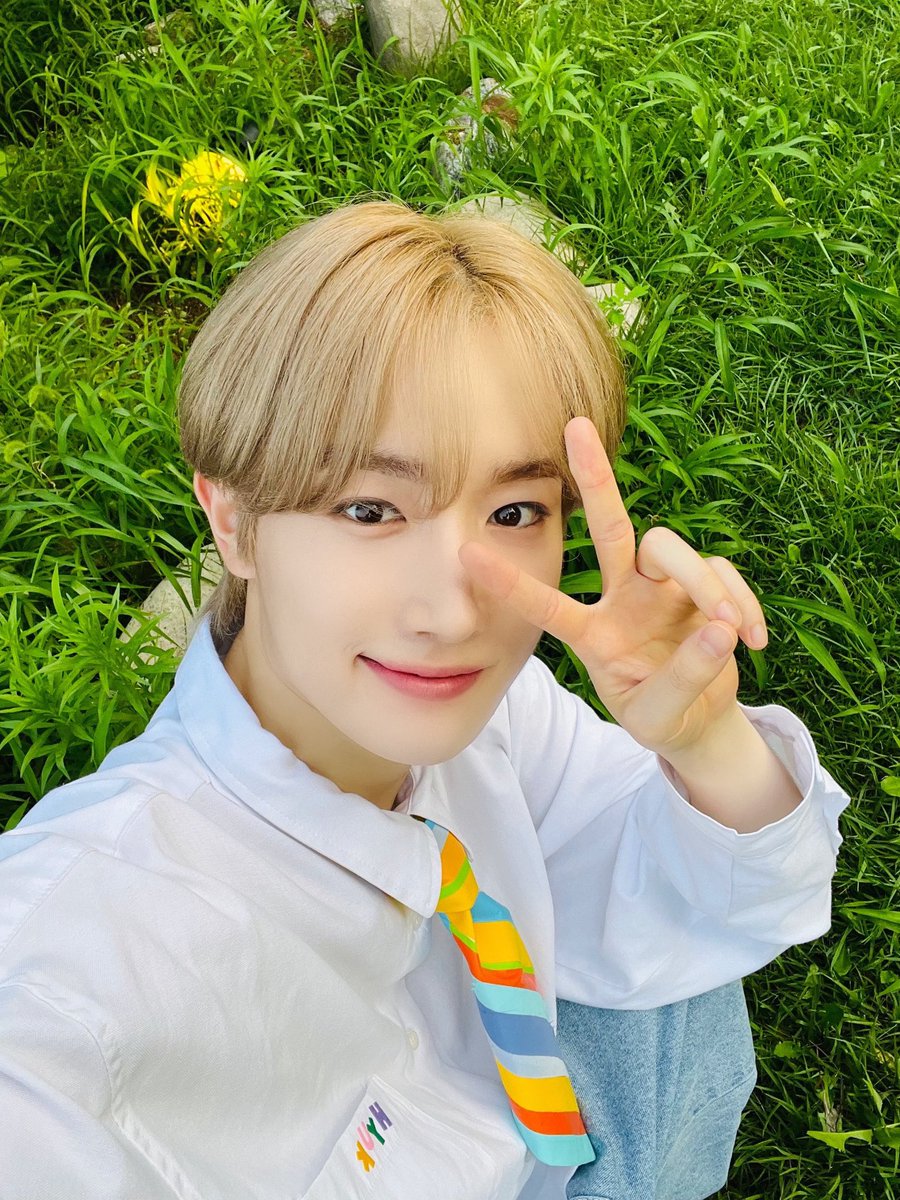 ArabBonhyuk's tweet photo. 🦕 | 230819

تحديث هيوك عبر تويتر

“لنذهب في نزهه معاً ~><😆” https://t.co/byEFjnGtpw