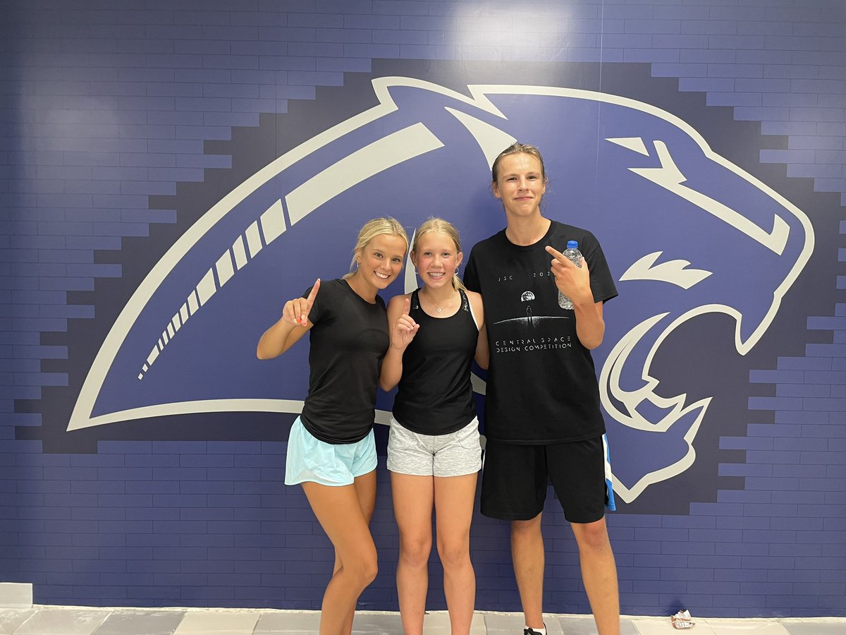 Panoramaxc_tf's tweet photo. We beat the heat today by staying inside playing the market game! Congrats to team Door on the win! Cool bean 🥈, Panthers 🥉, Bolt 4️⃣, and Hot Tamales 5️⃣ https://t.co/bcjiaQjL6k