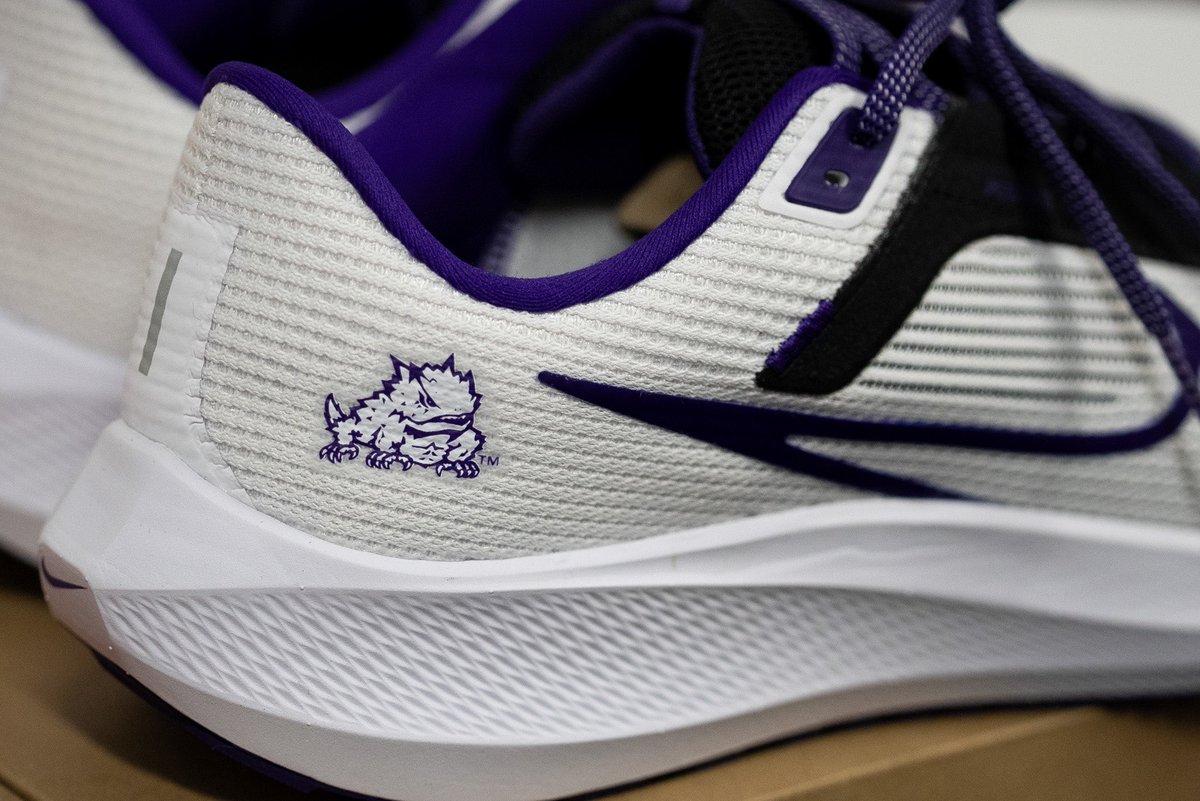 TCUswimdive's tweet photo. Christmas came early 😈

#GoFrogs | #TrustProcessWorkFamily https://t.co/4zIANzjIGZ