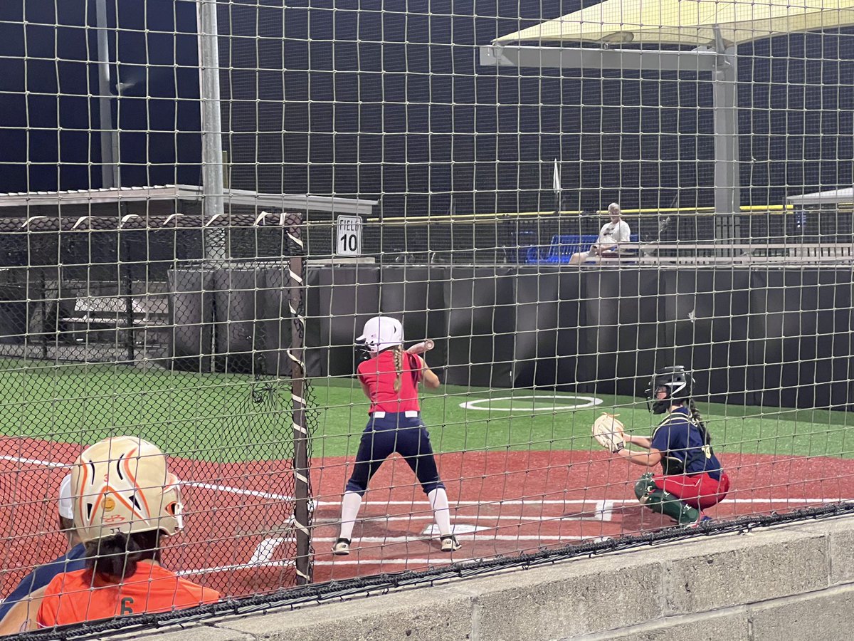 addieac9's tweet photo. Mississippi Elite practice 💪🥎 https://t.co/xrFs6DM72M
