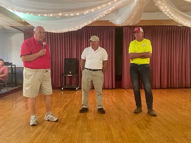 halfcenturyshow's tweet image. When these three are together in late August, it can only mean one thing...
ONE MORE SLEEP UNTIL SHOWTIME!
We hope to see everyone in Rantoul over the next four days.
@maxarmstrong
#halfcenturyofprogress #tractor #agriculture
