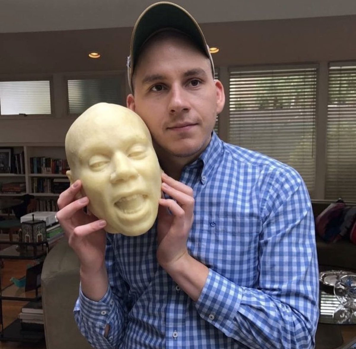 tinykatya tweet picture