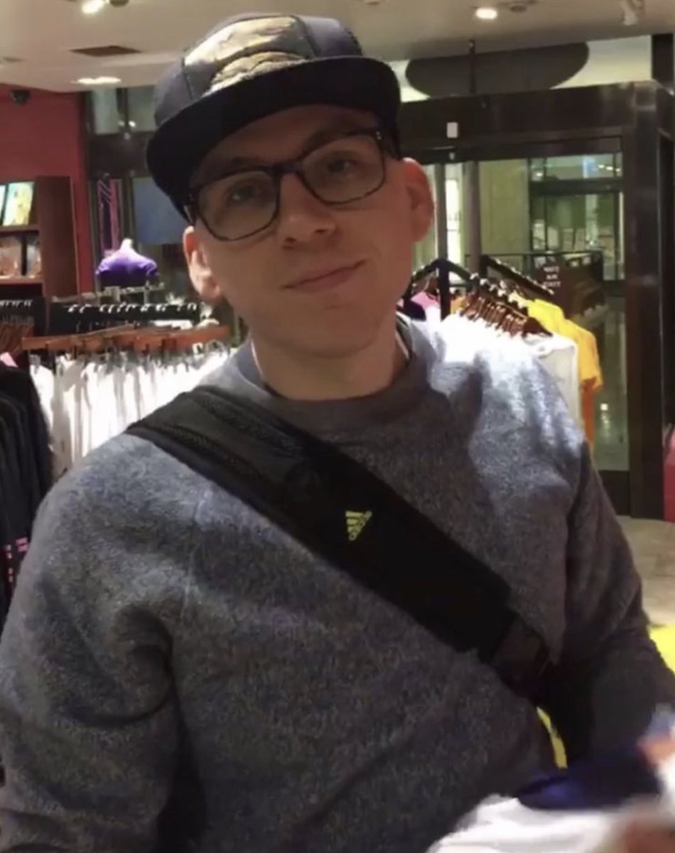 tinykatya tweet picture