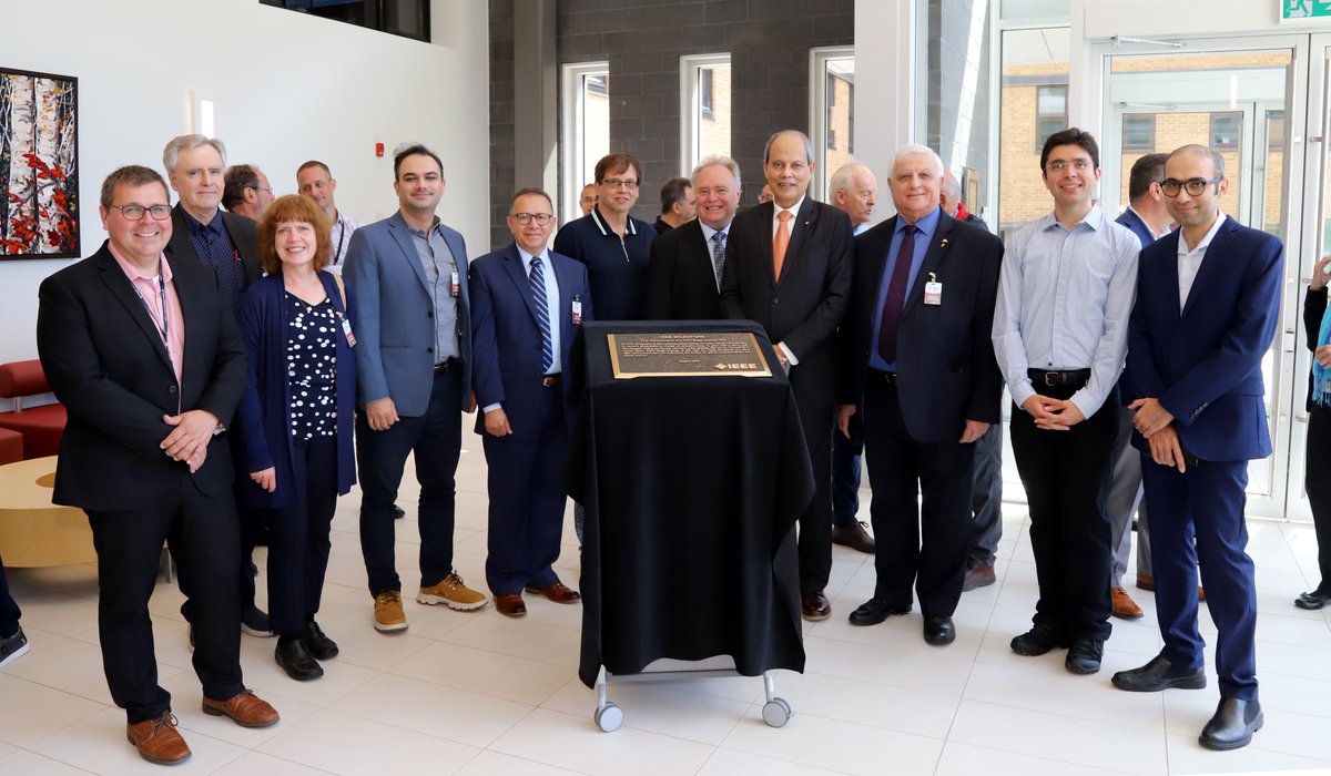 ieeeOttawaSec's tweet photo. We are thrilled to share a momentous achievement in the world of communication history. IEEE has dedicated a Plaque to commemorate the "First Fiber Bragg Grating Demonstration," a groundbreaking accomplishment realized in 1978 at the esteemed Communications Research Centre (CRC). https://t.co/IUGoaBidIC