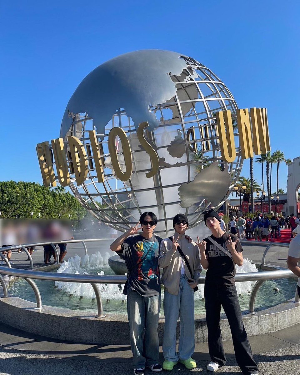 SYOYA_TH's tweet photo. 📷🐰
ไป Universal มาครับ~!
Ba Ba Ba BaBa NaNa Ba Ba Ba BaBa NaNa
🥽
#JO1 #木全翔也 #KIMATASYOYA
#คิมาตะโชยะ #JOGRAM https://t.co/TKMmtpELIm