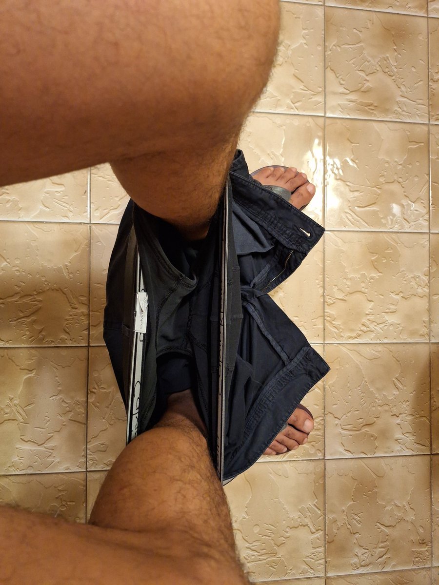 do_davide's tweet photo. Buongiorno....è tardi....e fa caldo 🥵 https://t.co/fQ0As2RQ2b