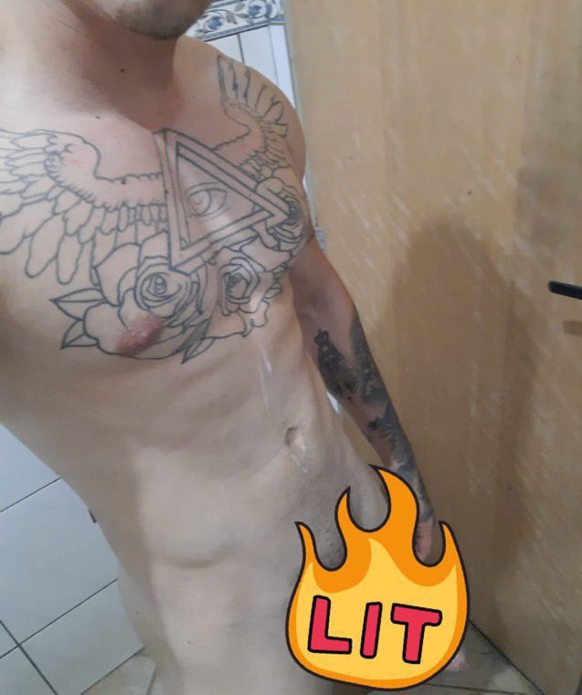 Bombadosafado's tweet photo. Me seguiu ✅
COMENTOU = Foto do pau
RT = vídeo 

#PINTOAWARDS
#PINTOAWARD
#PINTOSAWARDS
#PINTOSAWARD
#PEITOAWARDS 
#TROCONUDE https://t.co/1afFQiQ4Hr