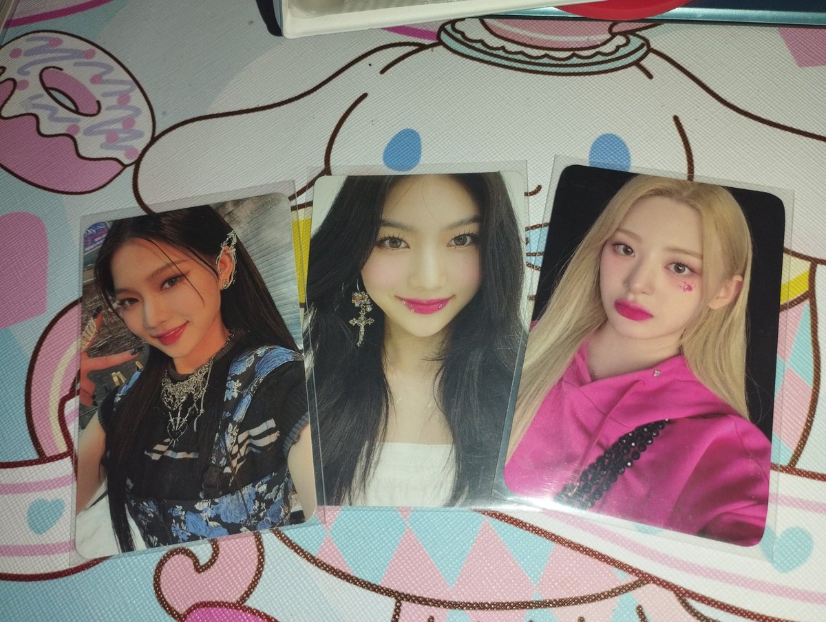 _cheesynachos's tweet image. hi po @bellapcss seeun and isa came home safely! tysm for trading with me, i hope leeseo, isa and giselle arrived safely too ^^ #bella_legit