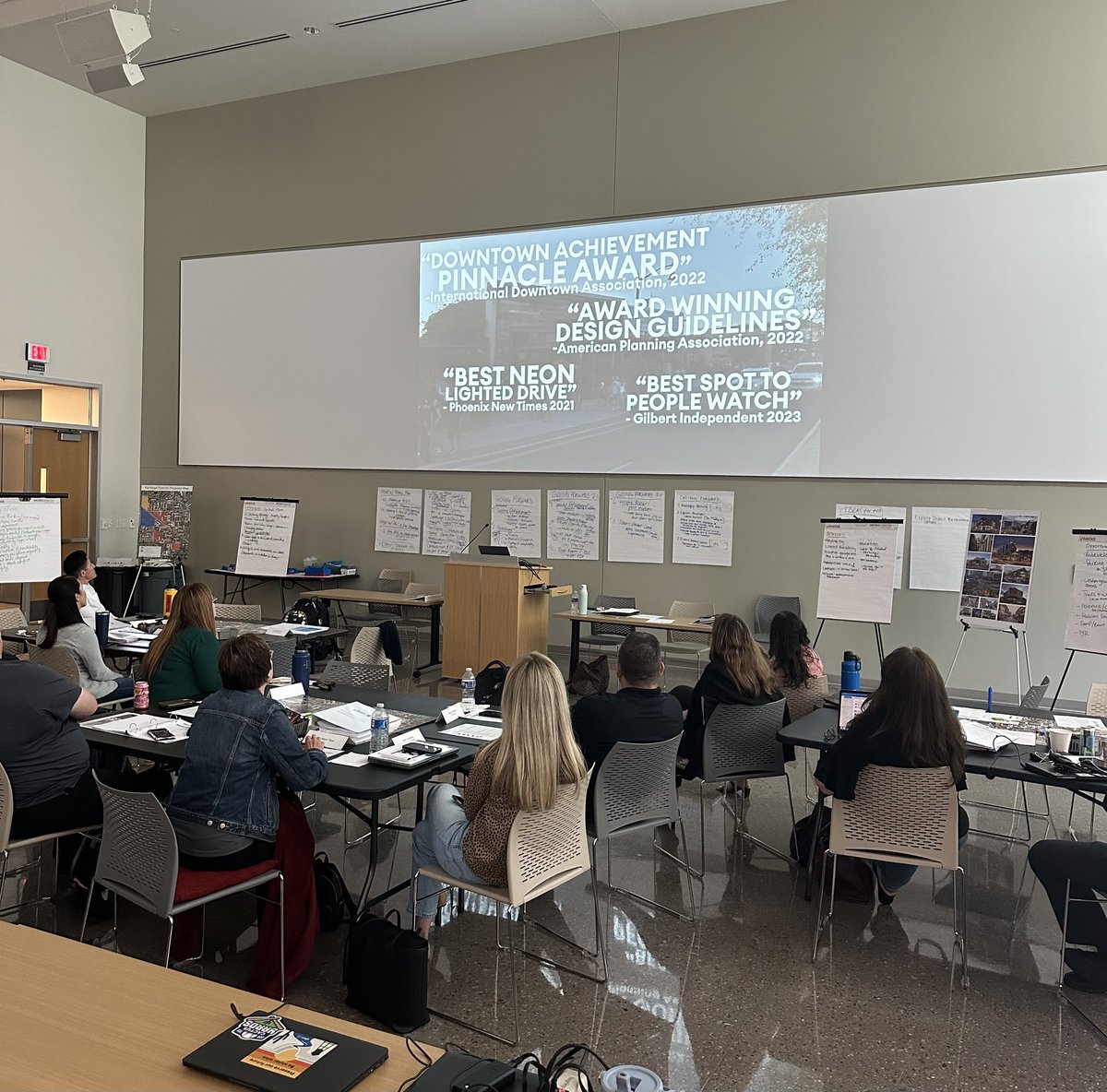 GilbertAZMayor's tweet photo. Gilbert Town Council, Executive team members &amp; Economic Development spent the day in a Heritage District Workshop. 

Topics included:

📝HD Redevelopment Plan Update
📈Return on Investment 
🅿️Parking
📒Development Standards &amp; Design Guidelines

#GilbertAZ 
#ConnectingGilbert https://t.co/5edhaDdEA9