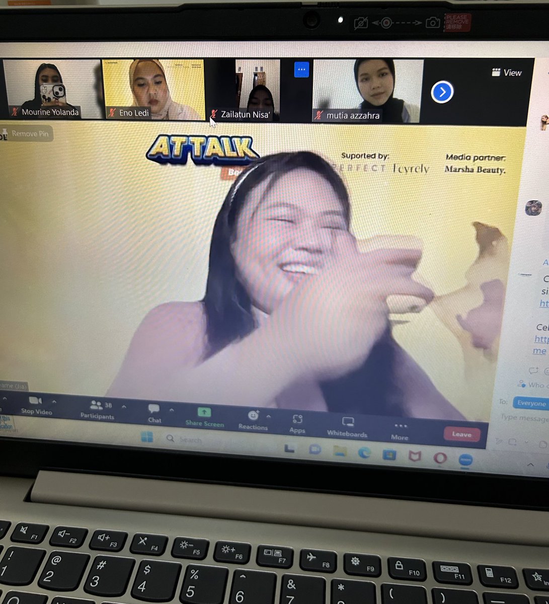 Mourineyf's tweet photo. Hasil make up class online bareng @crankygvrl dan @keshikiayame
kapan lagi ikutan make up class gratis, dapet banyak ilmu, malah dapat banyak hadiah.
Ya ini acara AT Talk Beauty yang difasilitasi oleh @accesstradeID , dan disupport oleh @instaperfectid dan @Feyrely_id
#ATtalk https://t.co/05gepyGSck