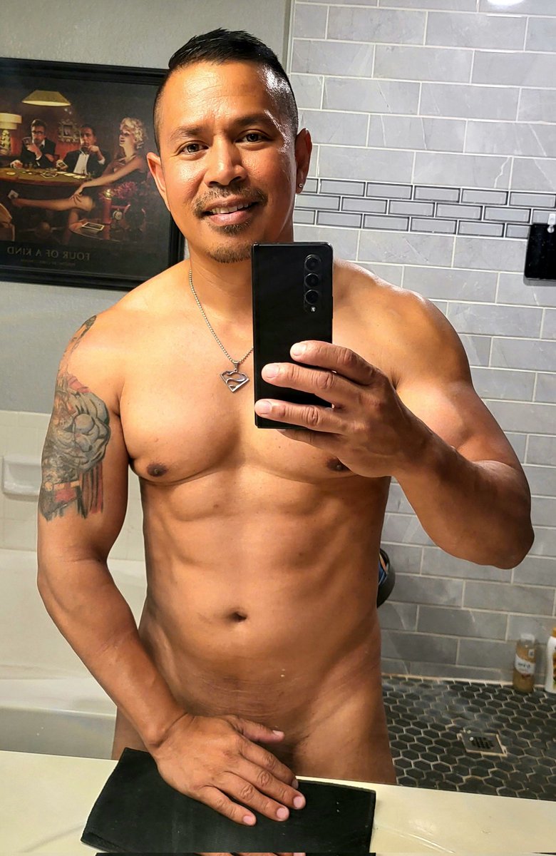 JonnyBlaze808's tweet image. I'm Back! Miss Me? 
💪😜 #AllNatty #ThisIs50+1 #DadBod #Zaddy #FitFam #Muscle #Fitness #LasVegas #SinCity