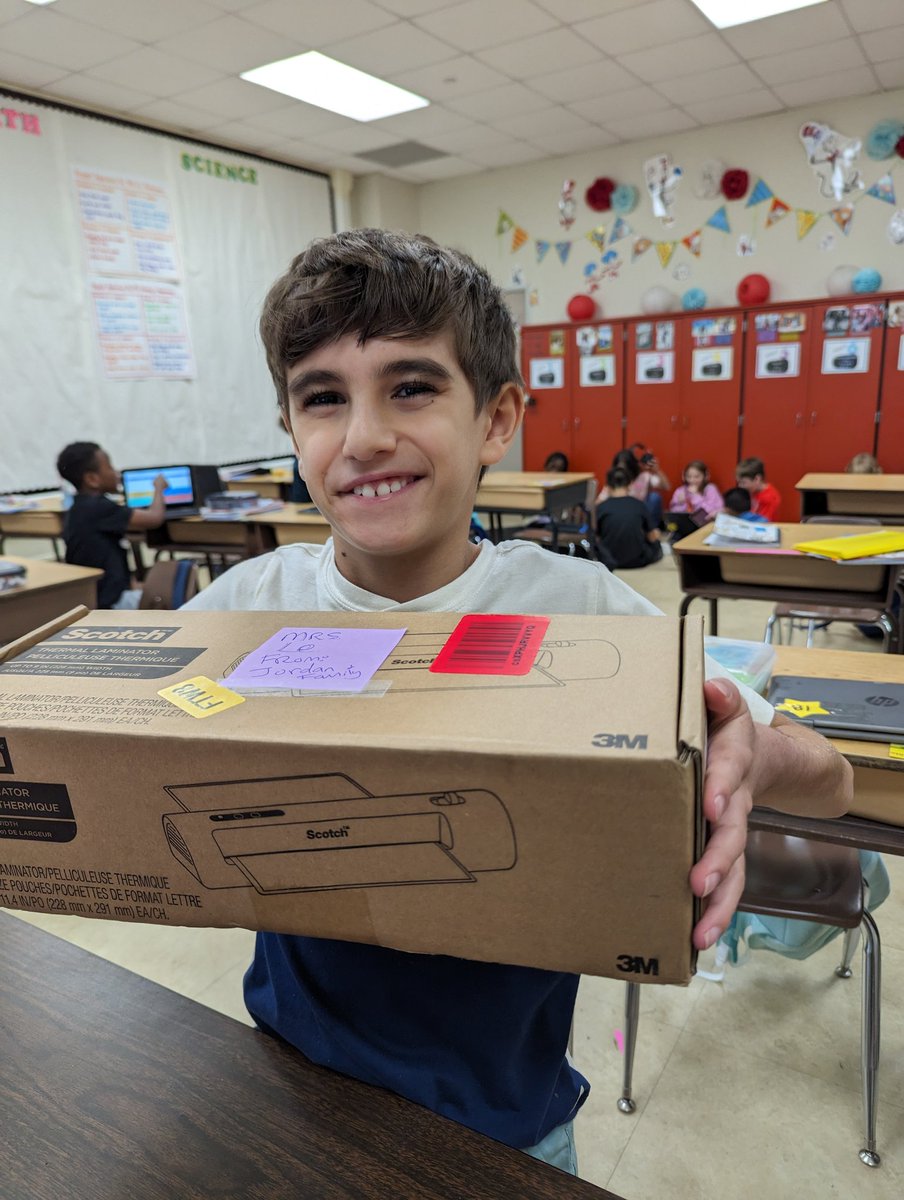 Jessica Le tweet media