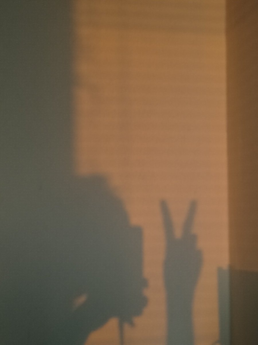 scriptseas's tweet image. seneng banget sama view enih di kosan pagi tadi wrwrwrwrwr 💃💃💃