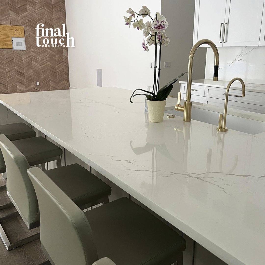 Timeless elegance in a unique desgin! 💎

@Cambriasurfaces Inverness White ✨

We Go The Extra Mile! 🚀

#FinalTouchCounters #InvernessWhite #KitchenDesign #EleganceUnleashed #HomeInspiration #InteriorDesign #KitchenGoals #WeGoTheExtraMile #MyCambria #MyCambriaRockStar