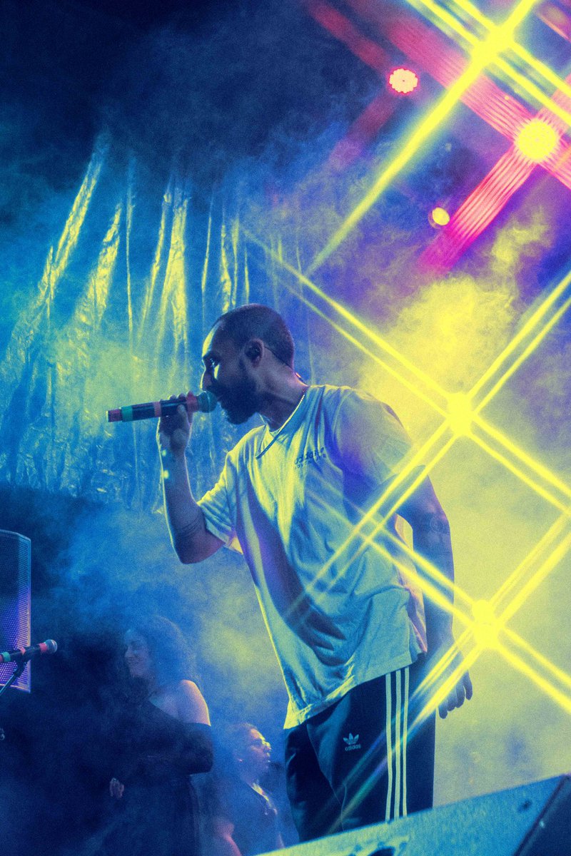 Domingo 15 de octubre haré un concierto para celebrar mis 10 años de carrera. Link de venta de entradas en mi bio de insta 🫶🏽