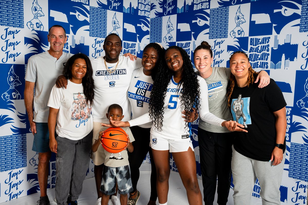 JakahlaCraft's tweet photo. Thank you @CreightonWBB for an amazing official visit!! I had a great time with @JimFlanery , @CoachReese21 , @Coach_Chevy , and the girls :) https://t.co/DkPjZ6yXUh