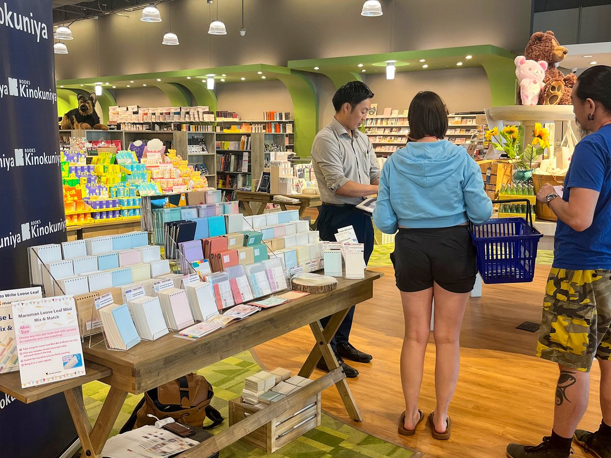 KinokuniyaUSA's tweet image. Thanks to everyone who came out to our Atlanta store for the #maruman all-you-can-stuff loose-leaf event last weekend! This event continues w/ Maido San Francisco on 8/25 &amp;amp; Kino New York on 8/26 w/ both ending on the 27th! Stop by and create your perfect notebook for $7.95+tax!