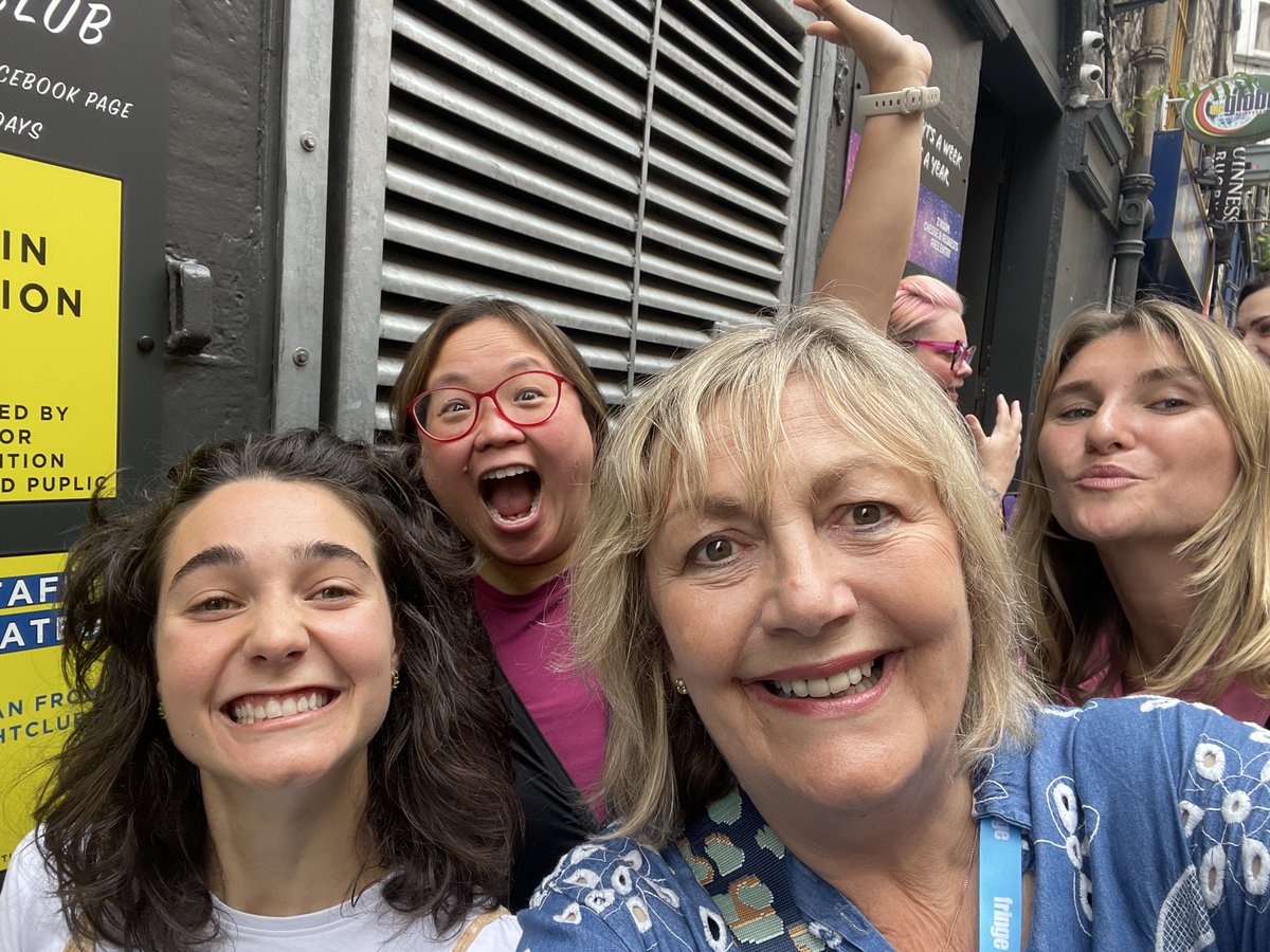FunnyWomenLynne's tweet image. Full on here at @edfringe waving the @funnywomen flag. Show rundown so far as follows: @Gailporter @laraaking @lararicote @YurikoComedy @SoozUK @KBourneTaylor @fbombtheatre @megstalter &amp;amp; @JodieMitchell_. Stand up, theatre, storytelling and a drag king in 24 hours!