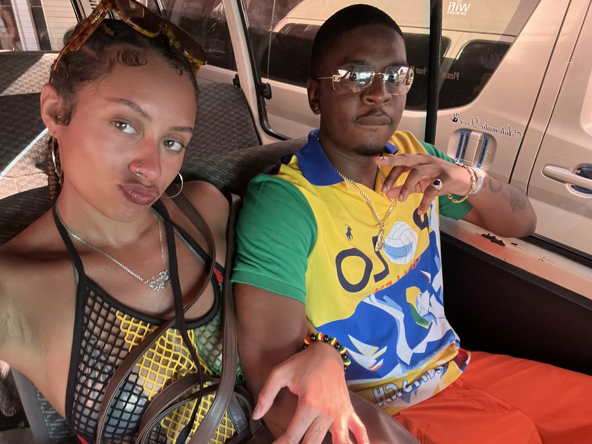 regularob's tweet photo. We Deya in #Jamaica #widdit https://t.co/jjPWZ3lgA1